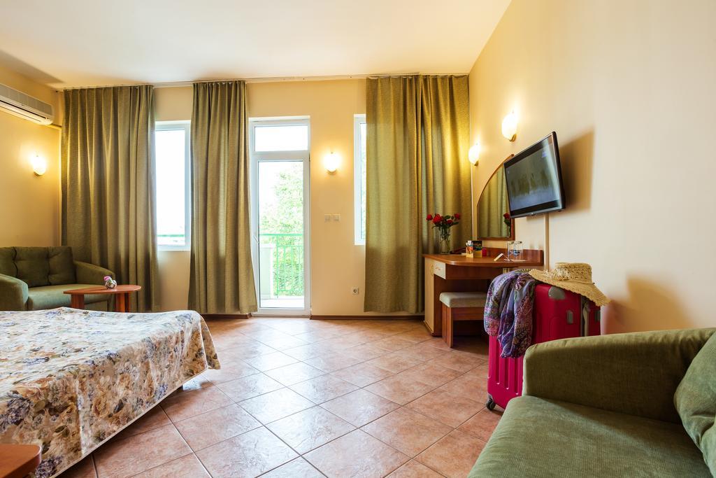 Ljuljak Hotel ゴールデンサンド 部屋 写真